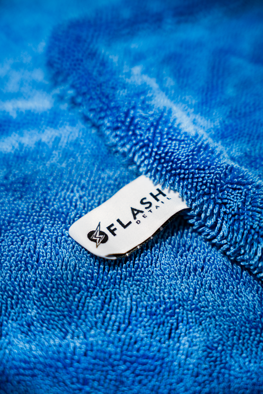 THE GIANT FLASH TOWEL