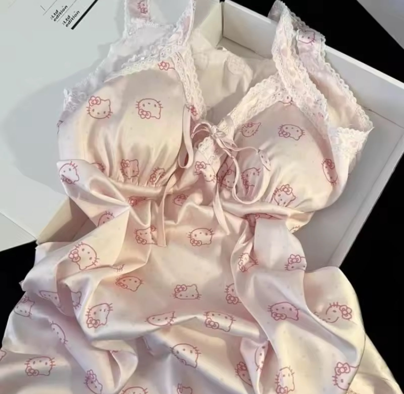 😻Hello Kitty pink sleep dress